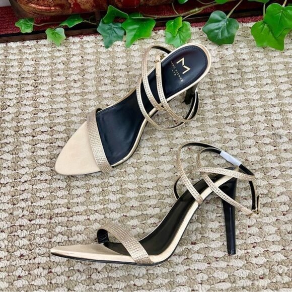 Marc Fisher LTD Cammile Ankle Strap Sandal in Light Natural Size 9.5 - Picture 7 of 14